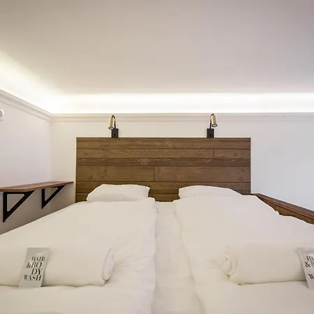 Rumbach With Mezzanine Апартаменты *